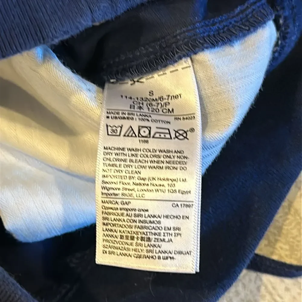 Gap Kids Boys Navy Blue Pull Up - Size S